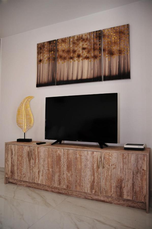 House Matilde 1312 PS4 Appartement Arona  Buitenkant foto